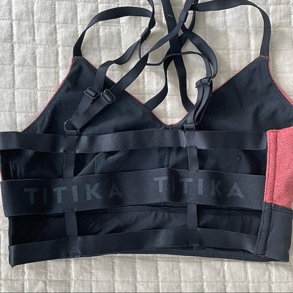 Titika Sports Bra and Shorts set size 2 - Picture 5 of 6